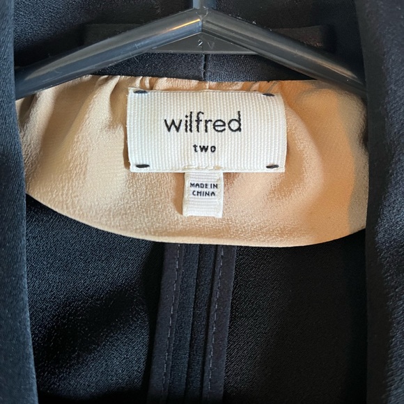 In great condition Wilfred blazer in black, dress it up or down. - Picture 3 of 5